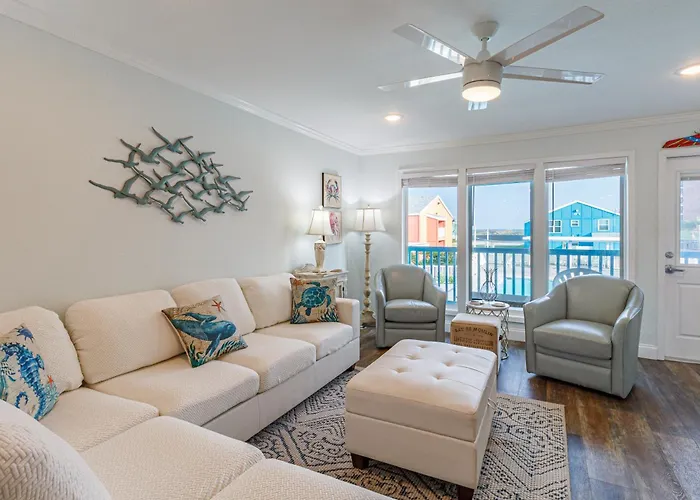 Executive Keys Condominiums On The Beach