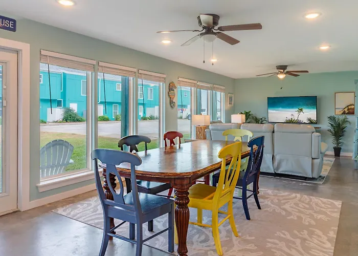Executive Keys Condominiums On The Beach