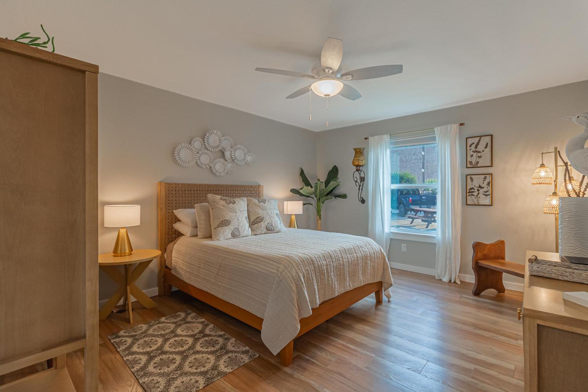 Executive Keys On The Port Aransas